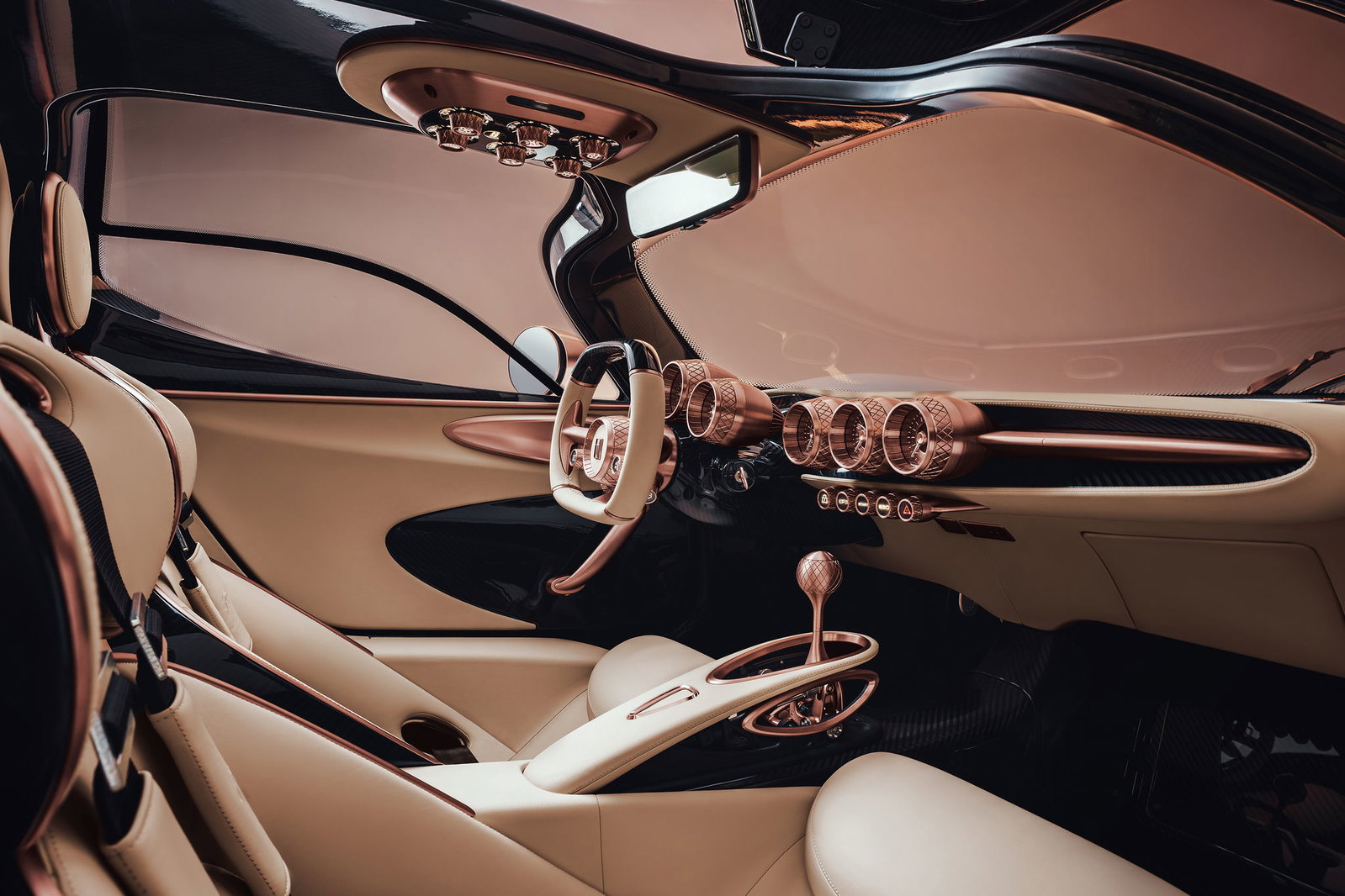 De Tomaso P72 - interior